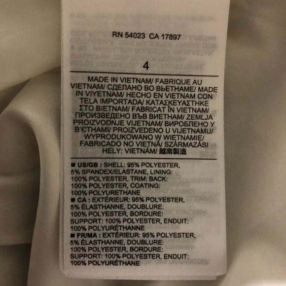 Banana Republic Mini Flared Skirt size 4 New With Tags Faux leather trim - Picture 12 of 13